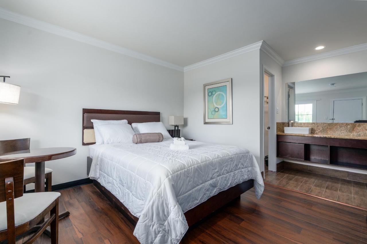 Crewe Boutique Inn Экстерьер фото